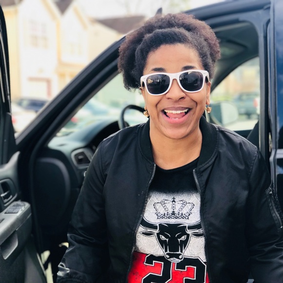 Meet your Posher, Brittany - Picture 2 of 8